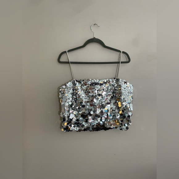 Gianni Bini Tops - NWT Gianna Bini Silver Sequin Cropped Spaghetti Strap Top
